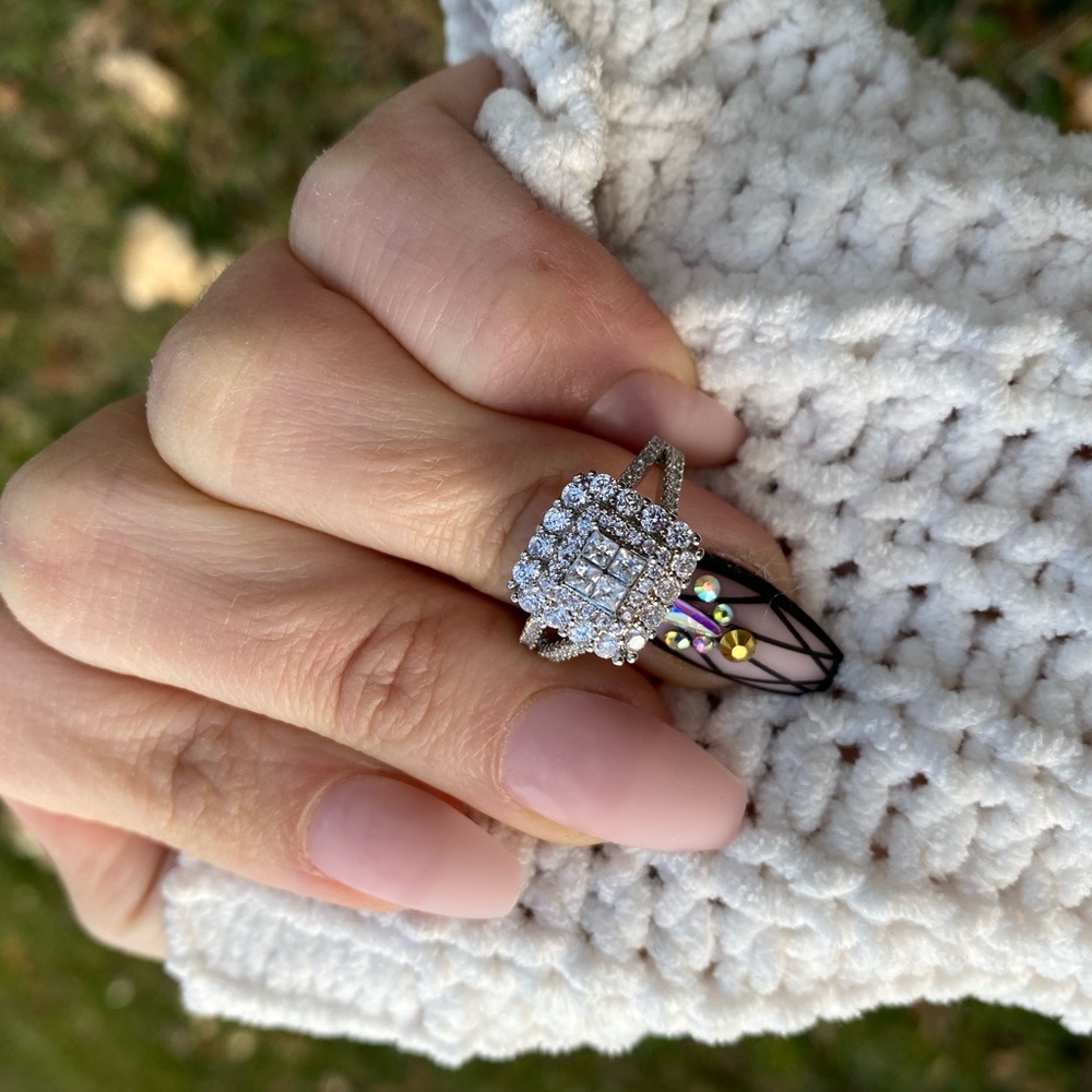 Gorgeous 925 Silver White Sapphire Ring Sz 6-10 - Picture 6 of 16